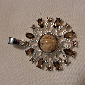 Lia Sophia pendant